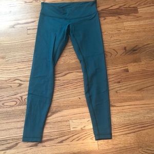 Lululemon Full length wunderunders